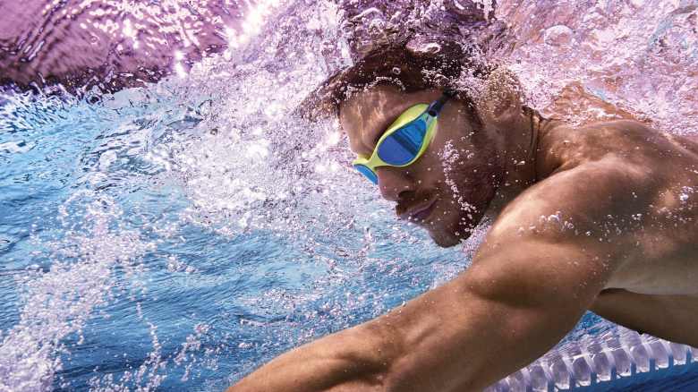 Tényleg zsírégető az úszás?